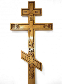 Крест с резьбой Дубок